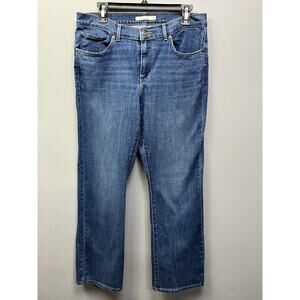 Levi's Jeans Womens size 12 Classic Boot Mid Rise Blue Pants Denim